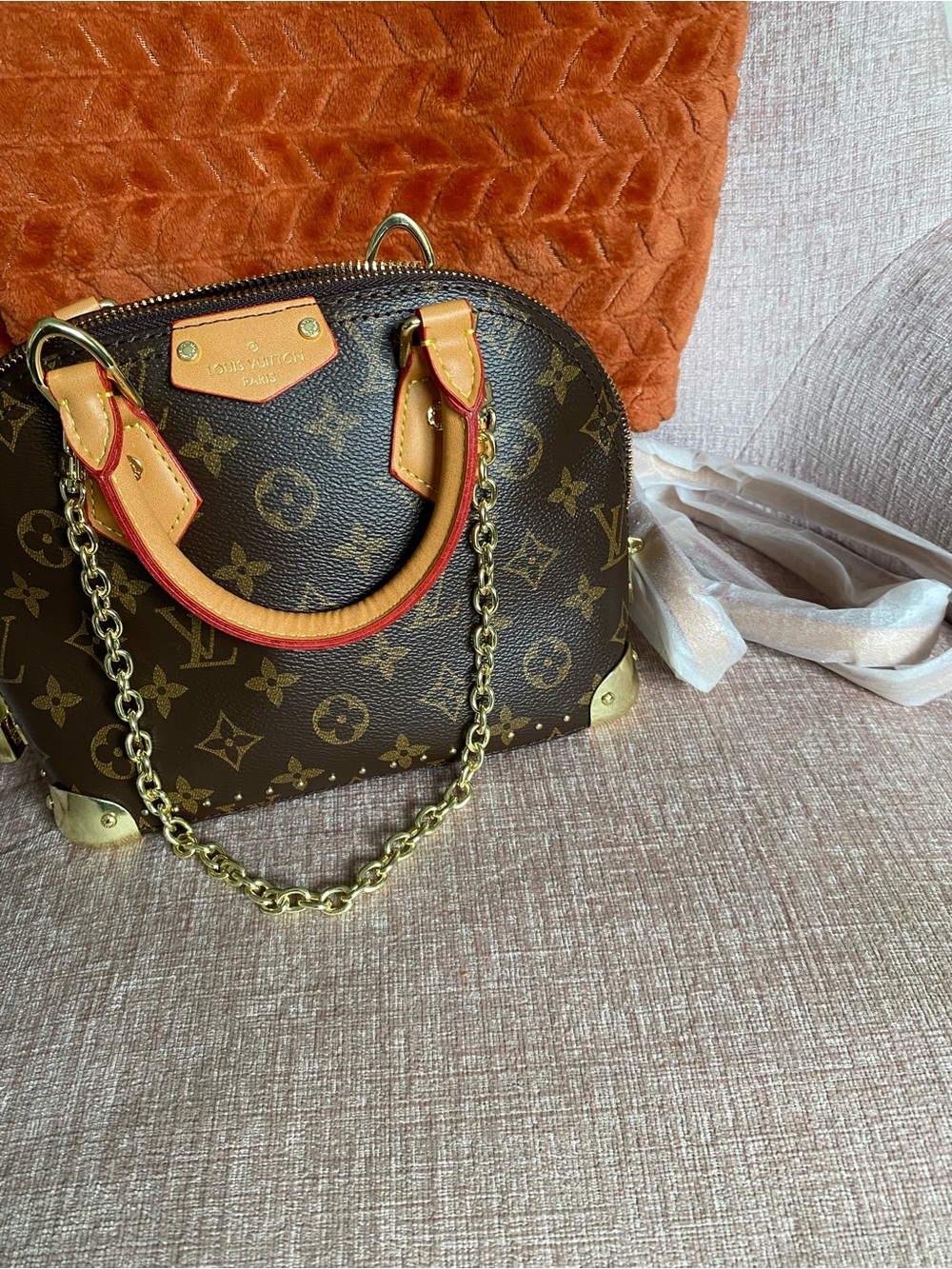 SHOULDER BAG - Picture 8 of 11